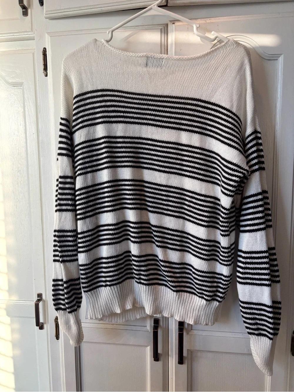 Market & Spruce White and Black Striped Scoop Neck Sweater